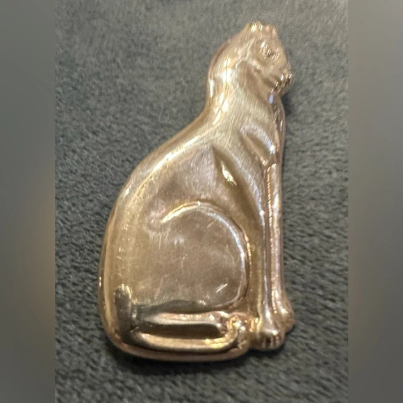 Solid Sterling Silver vintage Large silver cat pin/pendant - Picture 1 of 3